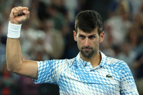 德约科维奇在澳大利亚队比赛中出色发挥，锐不可当引发热议！赛场气氛高涨的简单介绍爱游戏官网